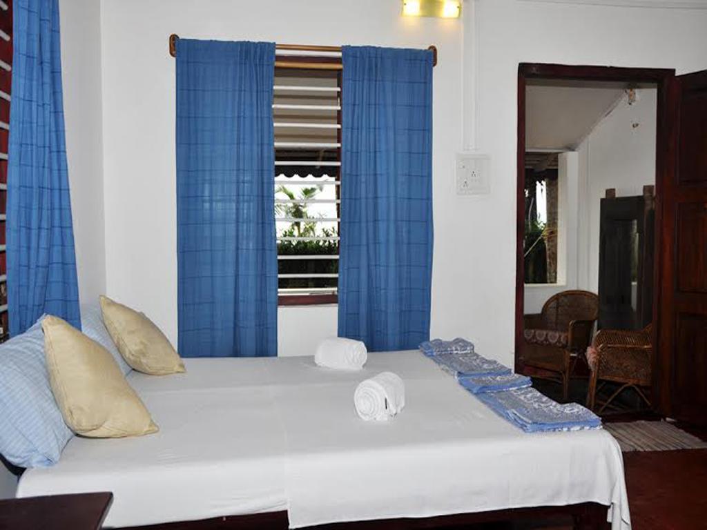 Angeo Beach House Apartment Alappuzha Room photo